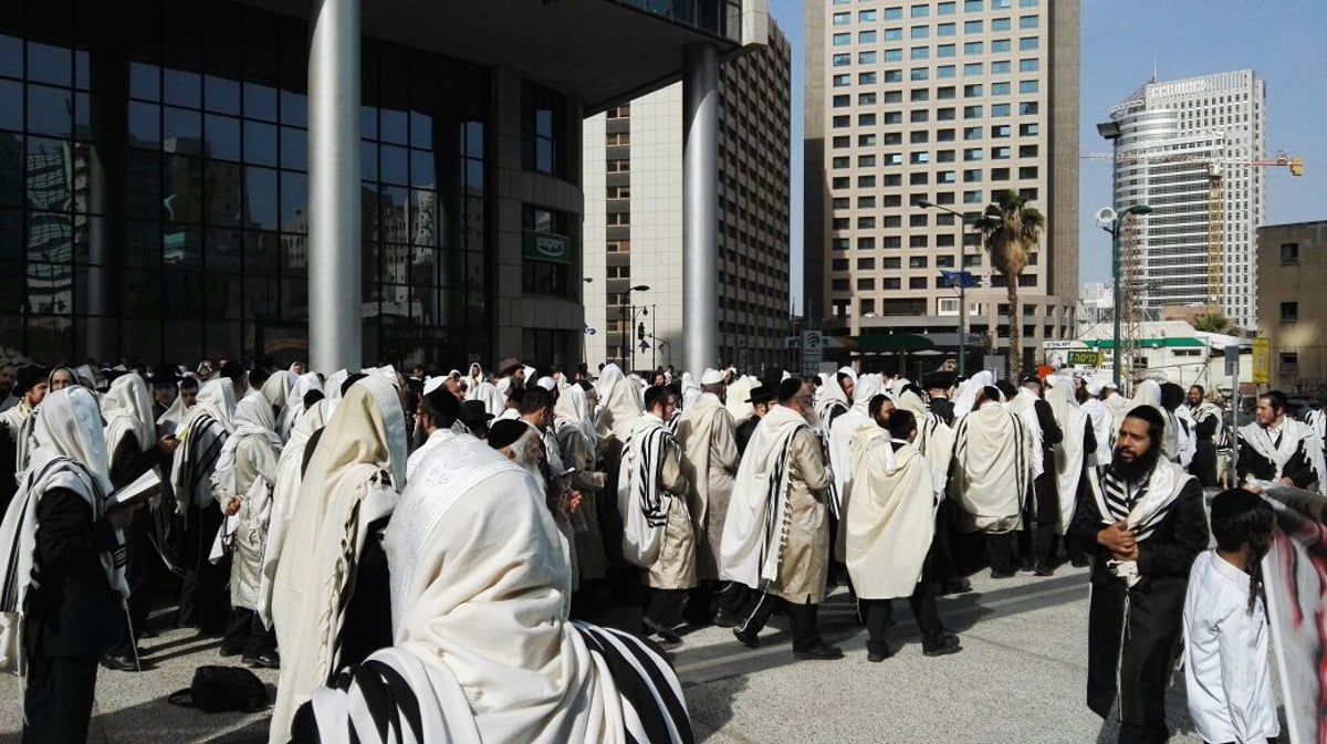 מאות הפגינו ברמת גן: "לשחרר את הרב ברלנד באופן מיידי"