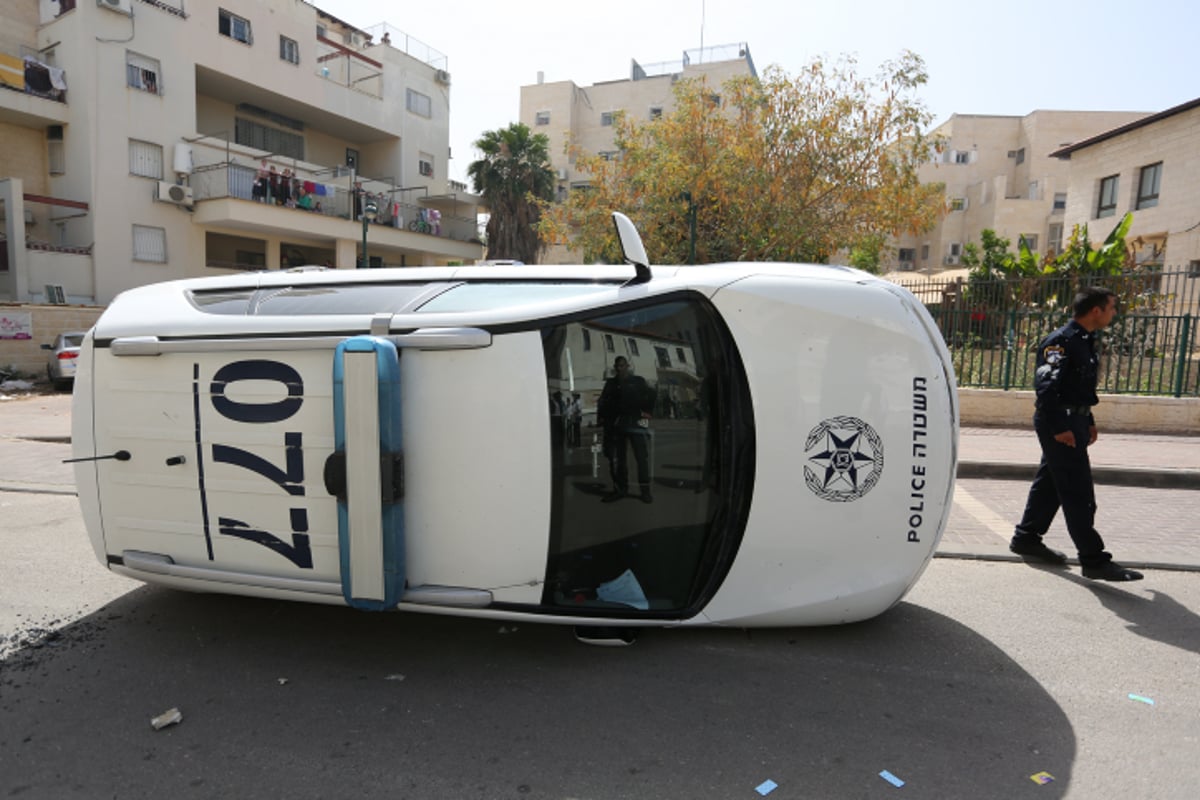 הפיכת הניידת בבית שמש