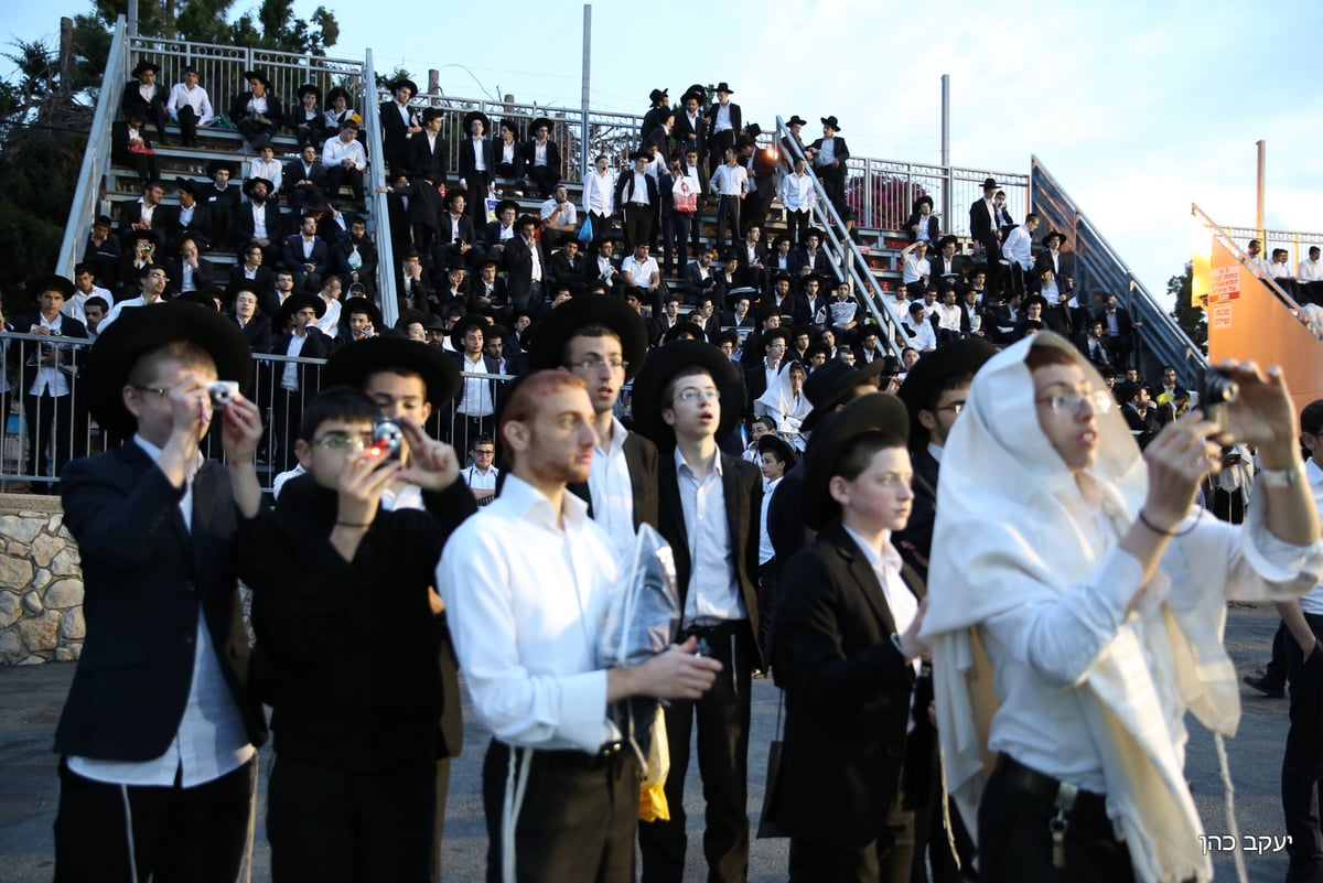 נשיא המועצת חיזק את אלפי בני הישיבות במירון