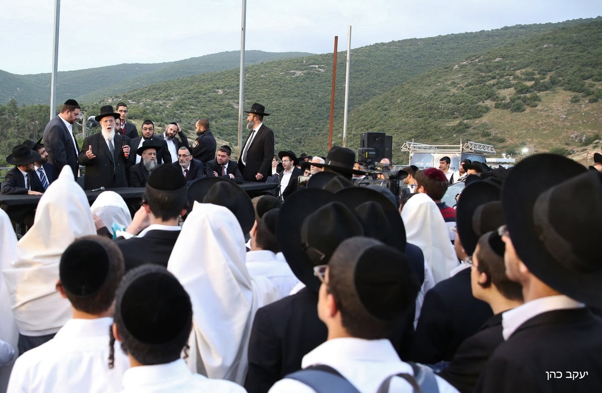 נשיא המועצת חיזק את אלפי בני הישיבות במירון