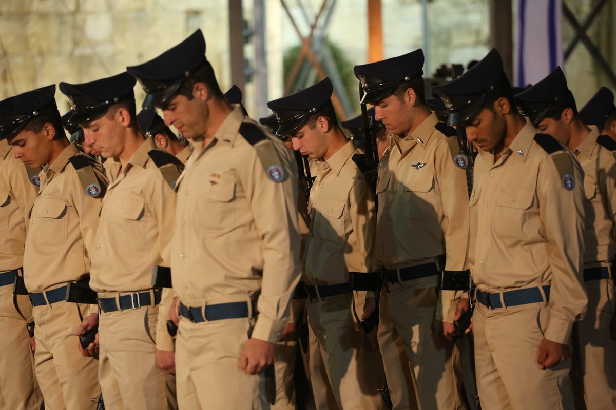 גלריה: טקס יום הזיכרון ברחבת הכותל המערבי