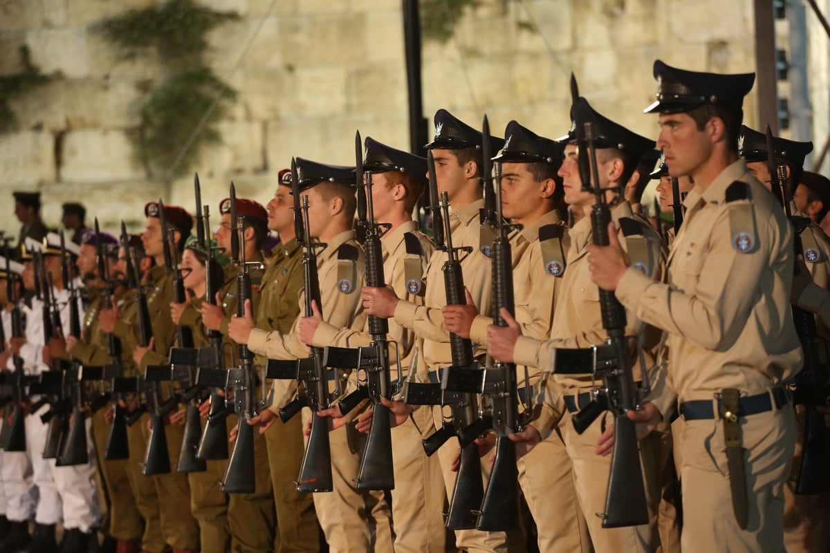 גלריה: טקס יום הזיכרון ברחבת הכותל המערבי