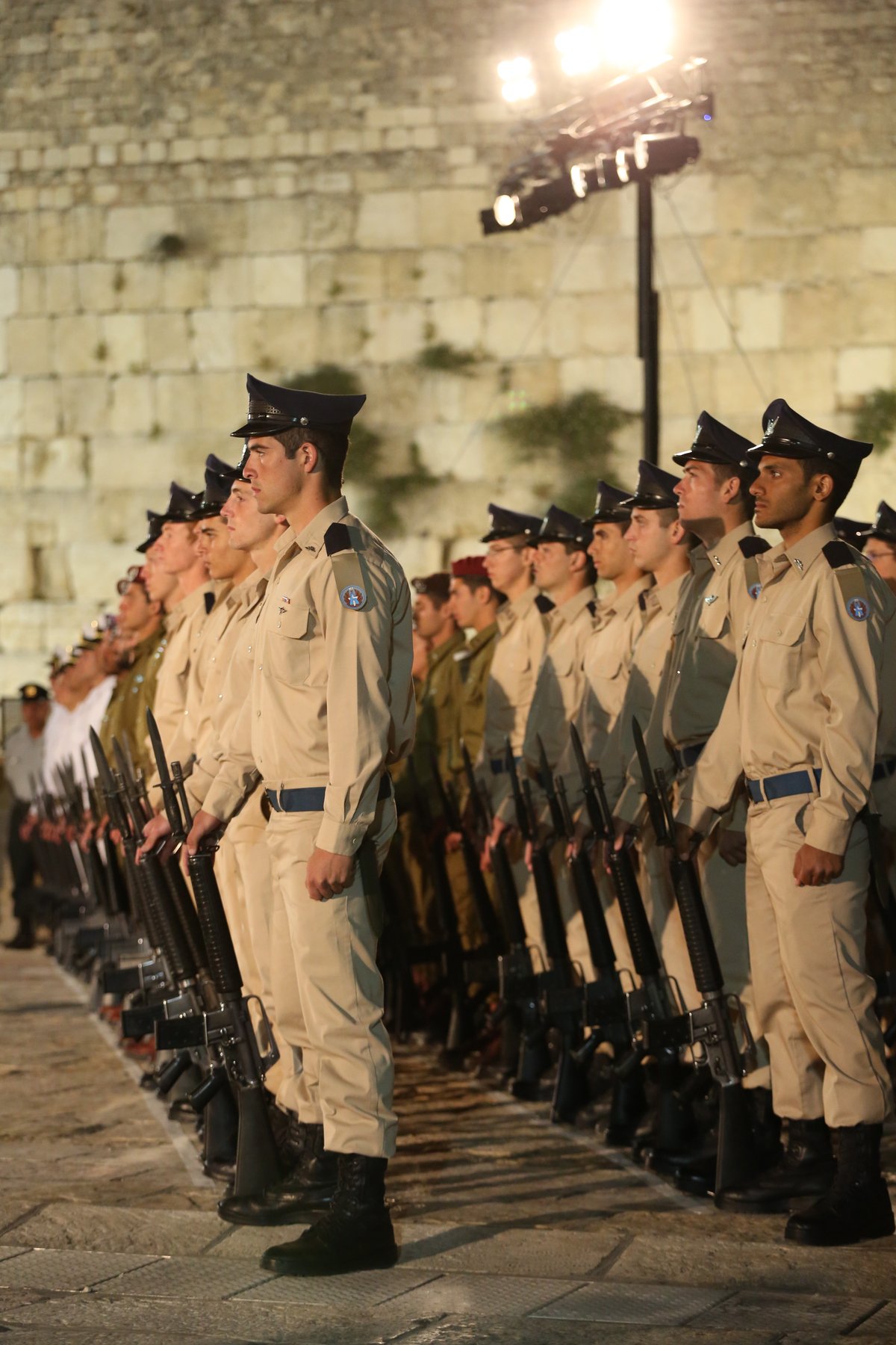 גלריה: טקס יום הזיכרון ברחבת הכותל המערבי