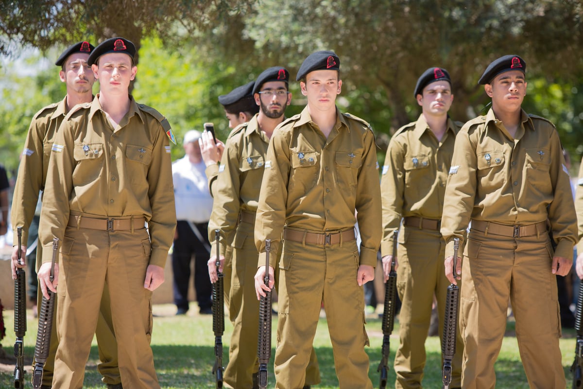 הגאון רבי אברהם יוסף השתתף בטקס יום הזיכרון