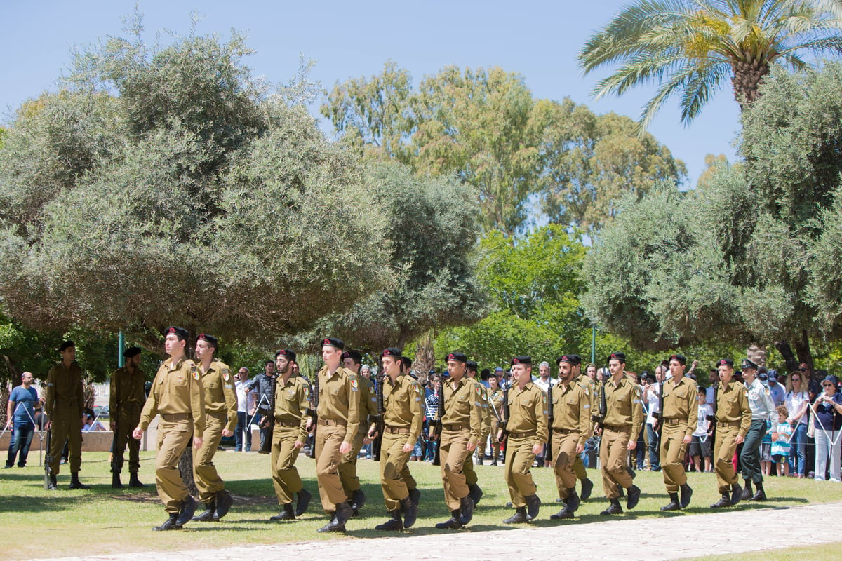 הגאון רבי אברהם יוסף השתתף בטקס יום הזיכרון