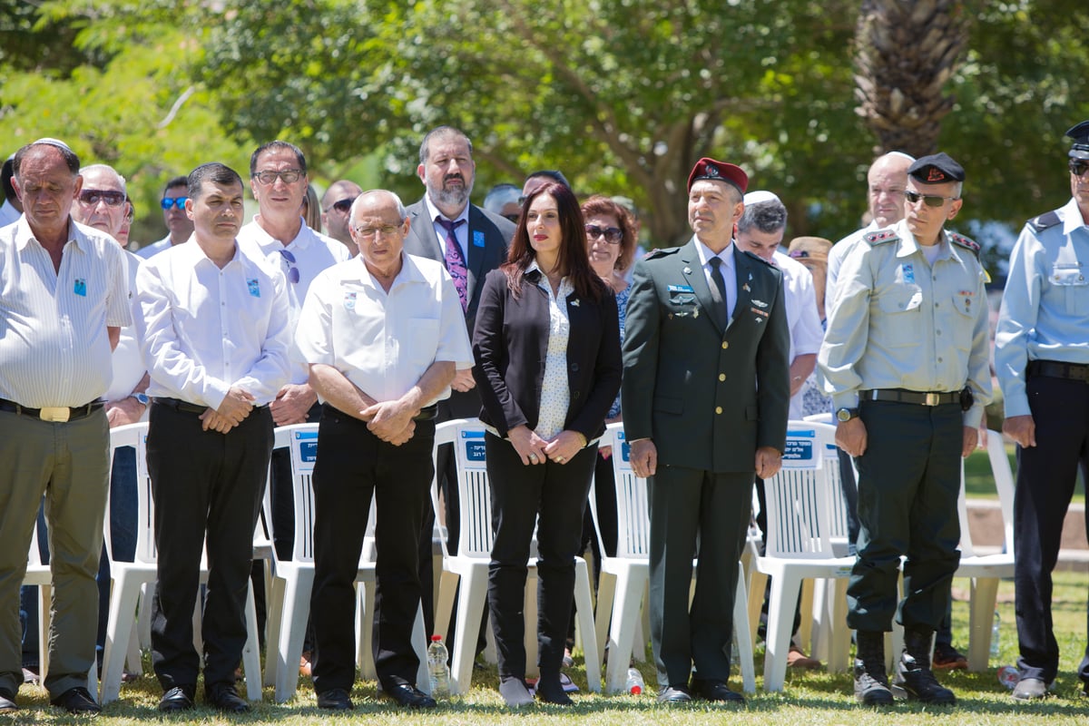 הגאון רבי אברהם יוסף השתתף בטקס יום הזיכרון