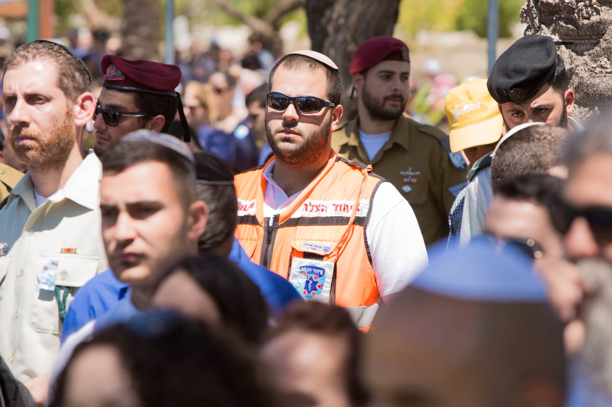 הגאון רבי אברהם יוסף השתתף בטקס יום הזיכרון