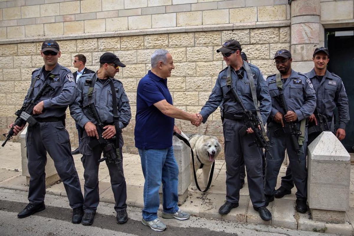 ראש הממשלה יצא לטיול עם הכלבה קאיה