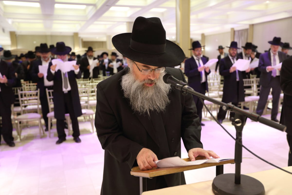 תלמידי ראש ישיבת 'אור אלחנן' זעקו לרפואתו • תיעוד