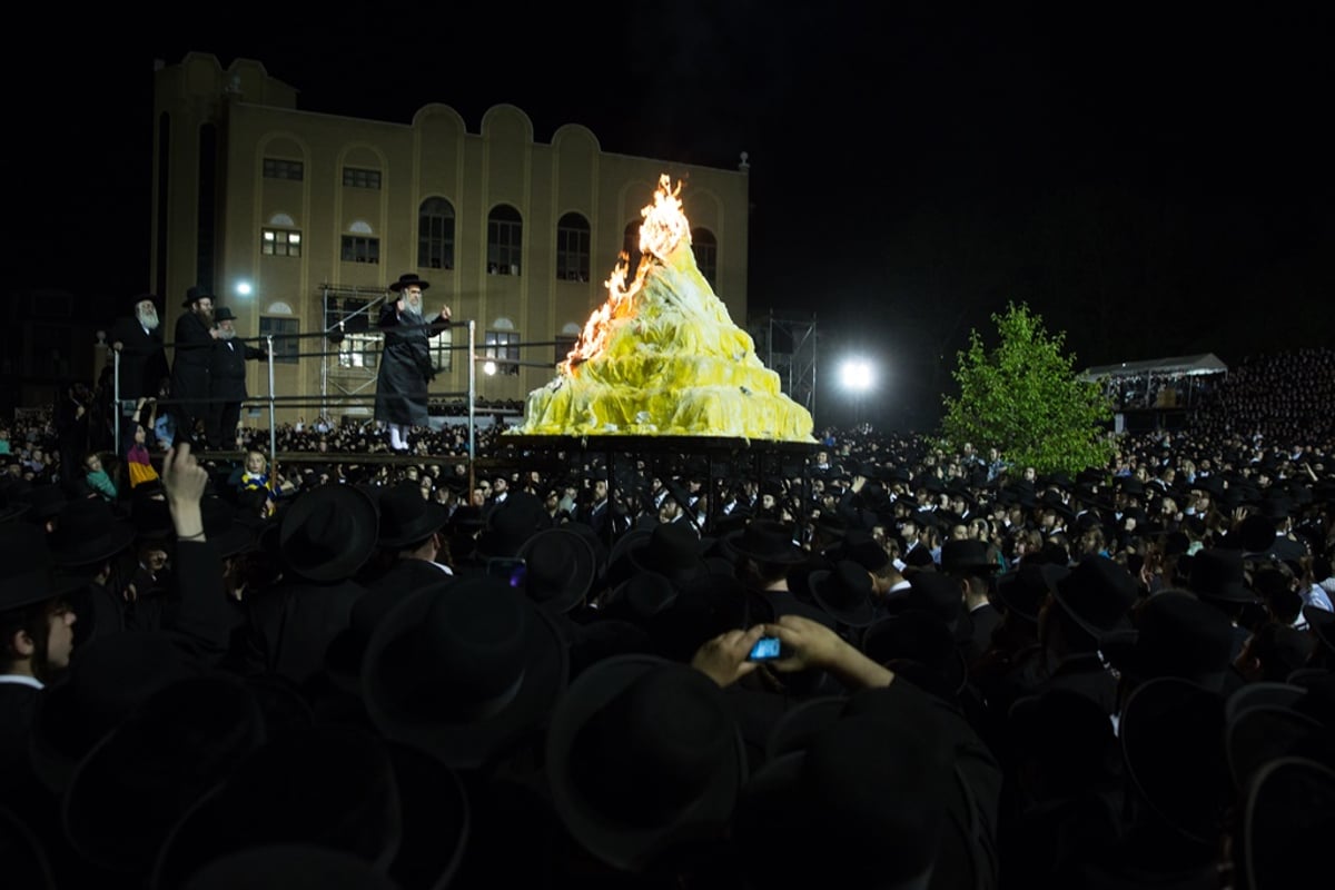 יחד עם החוגגים בקרית יואל: הכתבת של News12