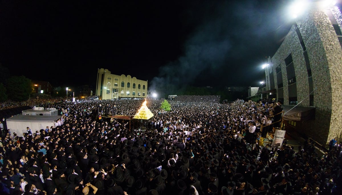 יחד עם החוגגים בקרית יואל: הכתבת של News12