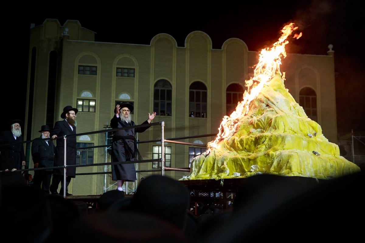 יחד עם החוגגים בקרית יואל: הכתבת של News12