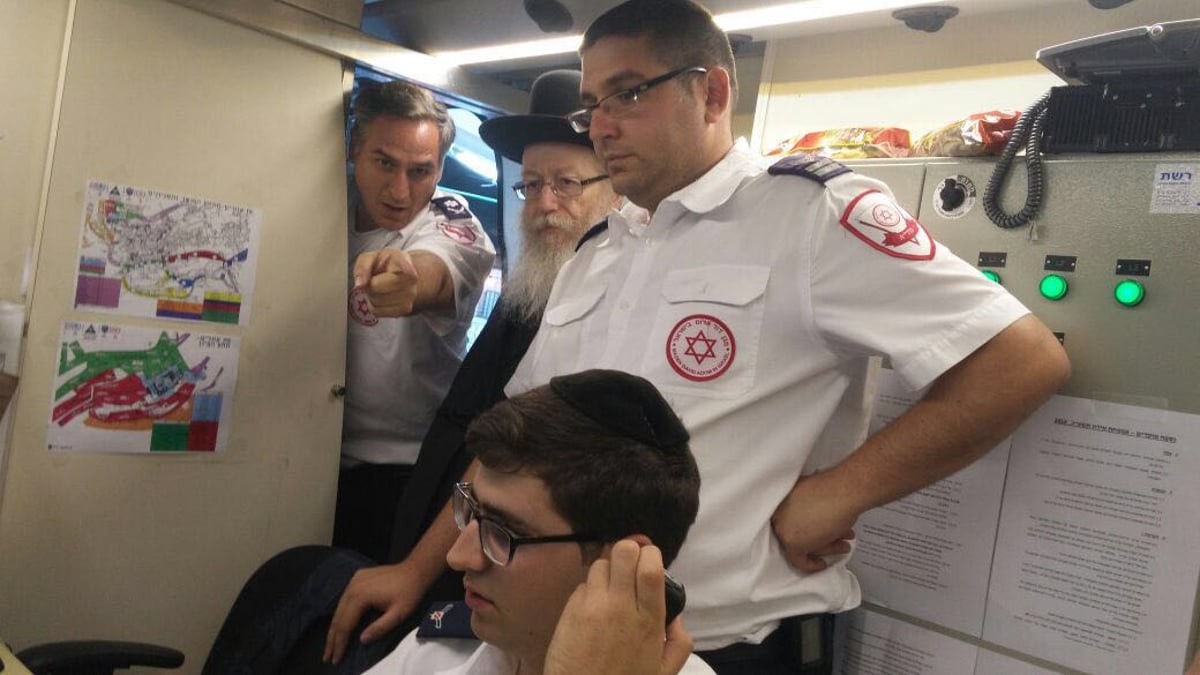 שר הבריאות הרב יעקב ליצמן סייר בחפ"ק המרכזי של מד"א במירון