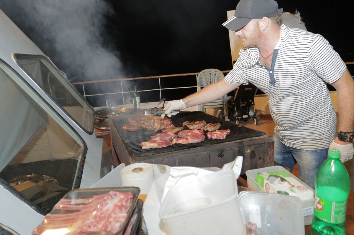 תיעוד: מסיבת הפאר שהרב סורוצקין ערך לאנשי העסקים ביאכטה