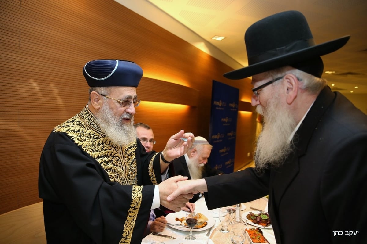 צמרת המדינה בשמחת 'השבע ברכות' לבת הראשל"צ הגר"י יוסף