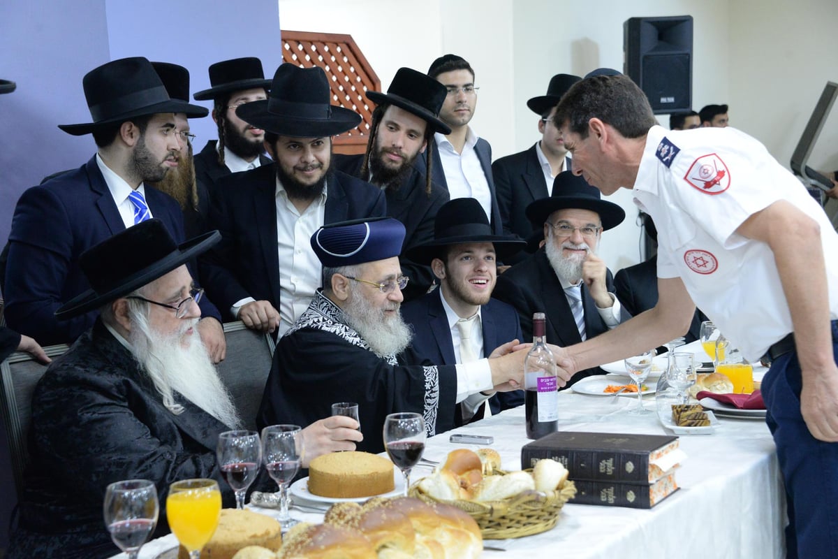 גדולי האדמו"רים בשבע ברכות לבת הראשון לציון הגר"י יוסף