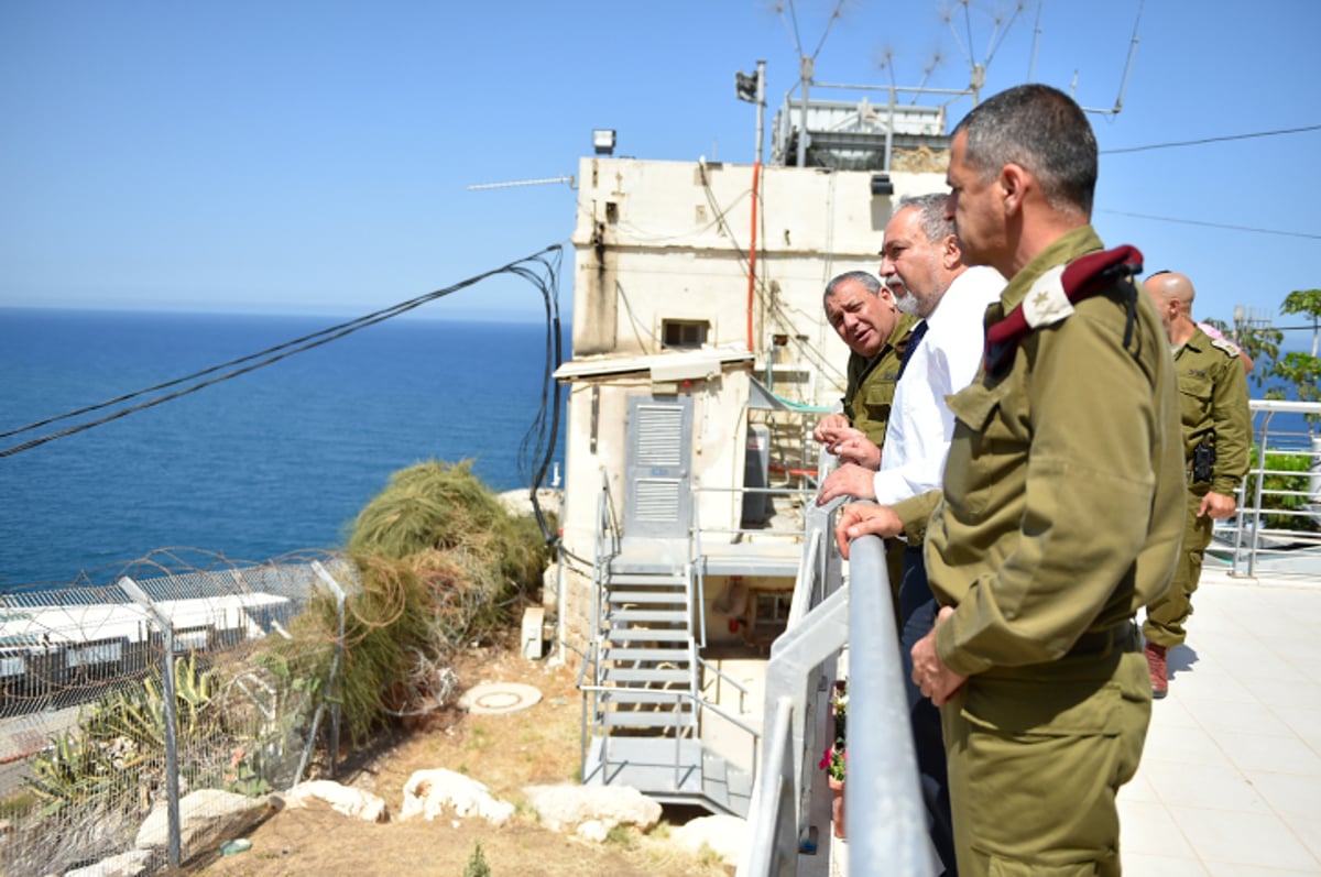 ליברמן בפיקוד צפון: "לא מציע לבחון אותנו"