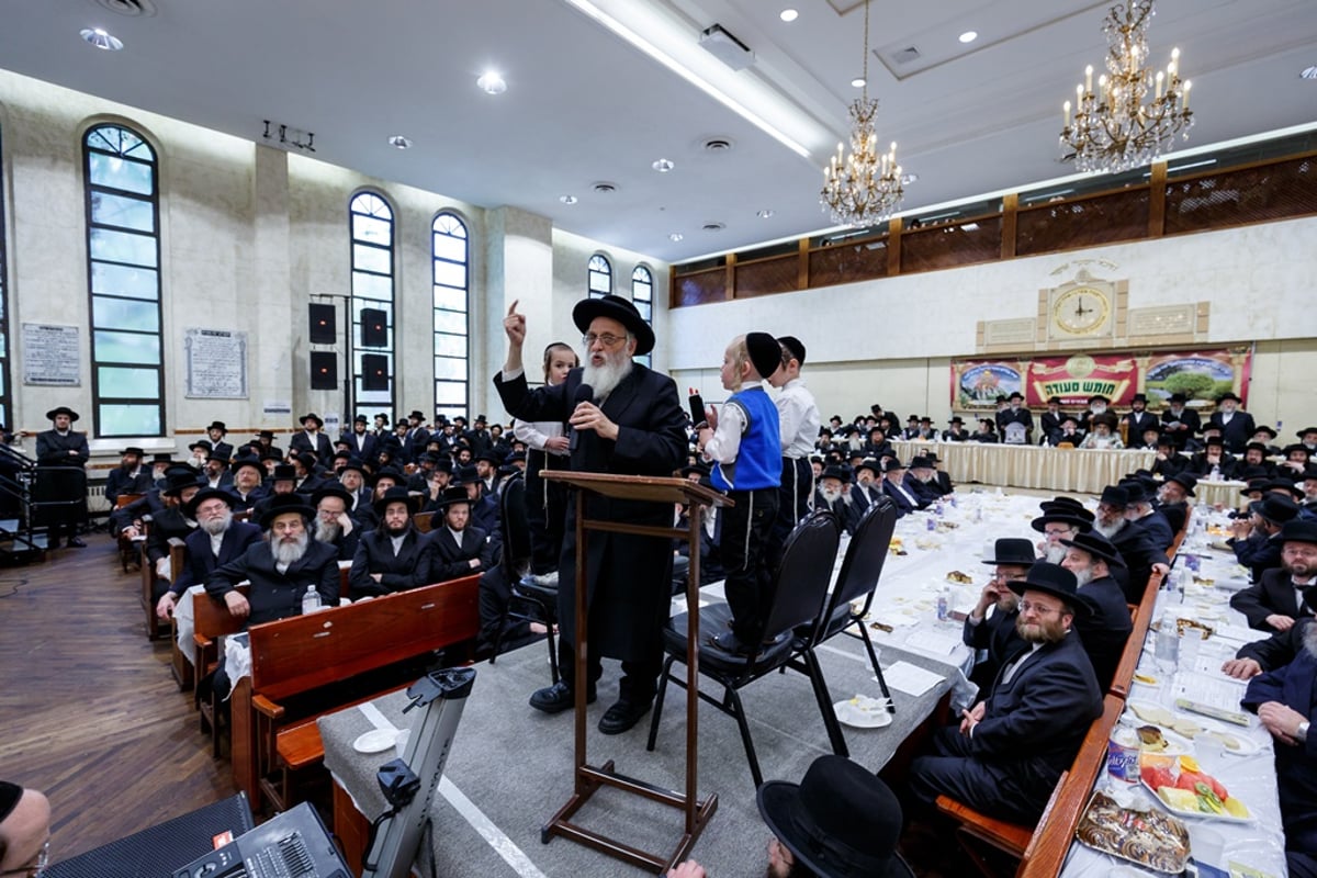 בורו פארק: 'חומש סעודה' לילדי כיתא א' בת"ת סאטמר