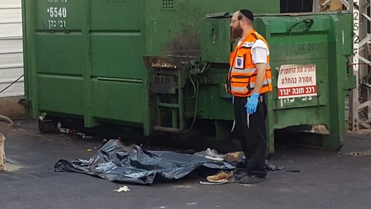 האברך שניצל מהפיגוע משחזר: "נפנפתי לו עם הכובע והוא ברח"