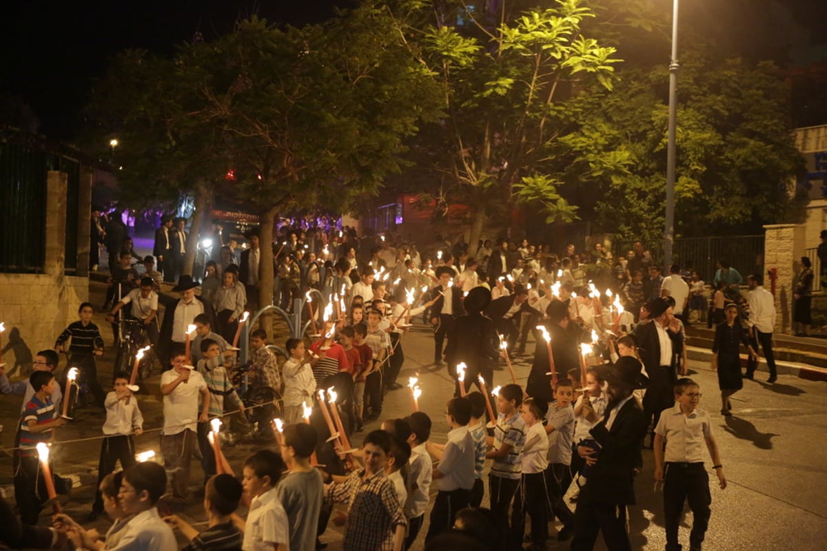 "באר התלמוד" חגגה הכנסת ספר תורה • צפו