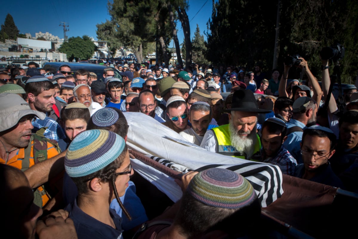 גלריה דומעת: קבורת הרב מיכאל מרק הי"ד