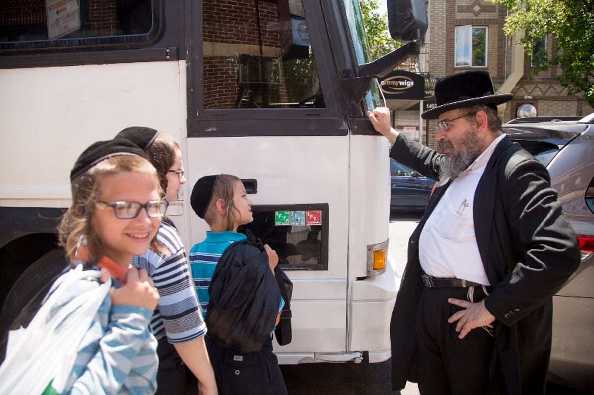 צפו: תושבי ברוקלין יוצאים לחופשת הקיץ