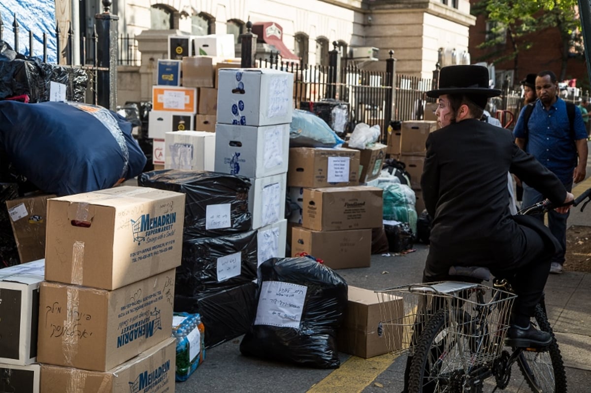 צפו: תושבי ברוקלין יוצאים לחופשת הקיץ