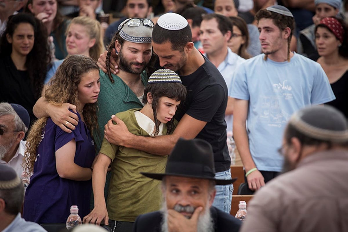 הלוויתו של הרב מיכי מרק הי"ד