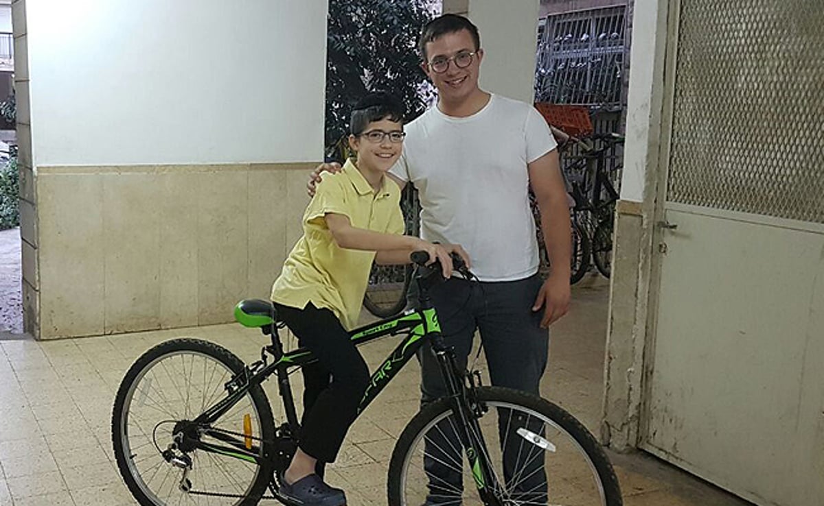 שלומי כהן, הילד המאושר והאופניים