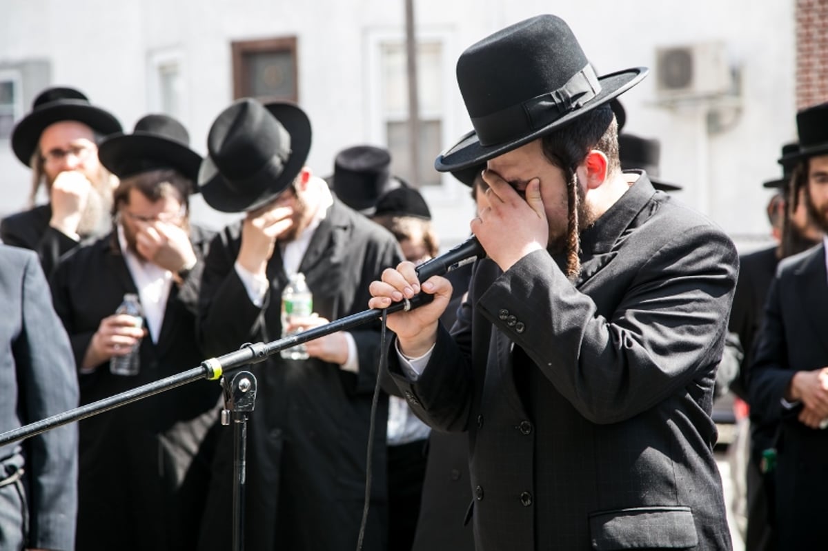 הילד שמעון וייס ז"ל שטבע למוות בקטסקילס הובא למנוחות