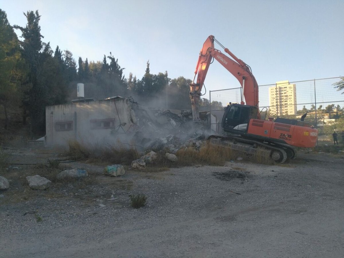 למרות הסיכומים: נהרס מבנה ישיבת "מתחברים" לנוער נושר