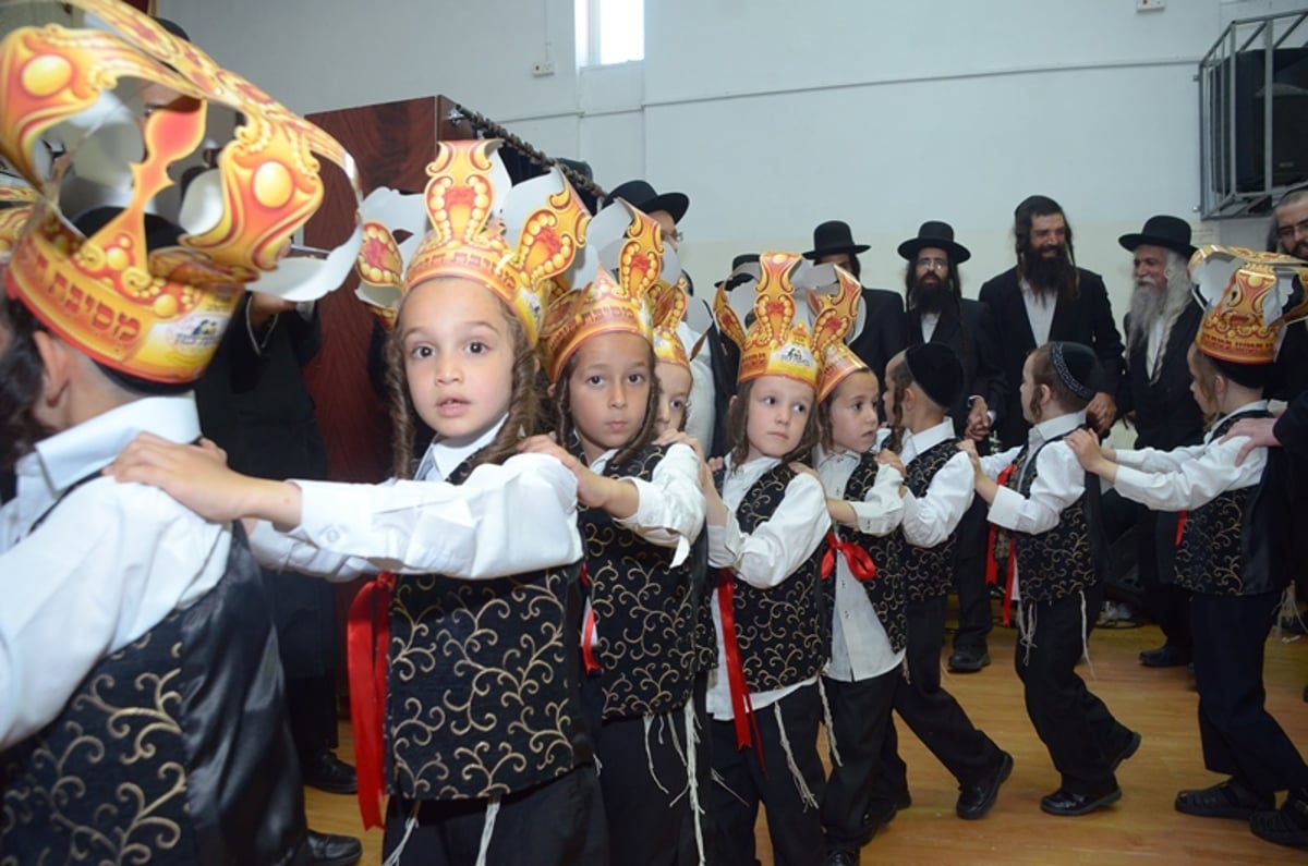 ב'שובו בנים' חגגו מסיבת חומש לילדים. צפו