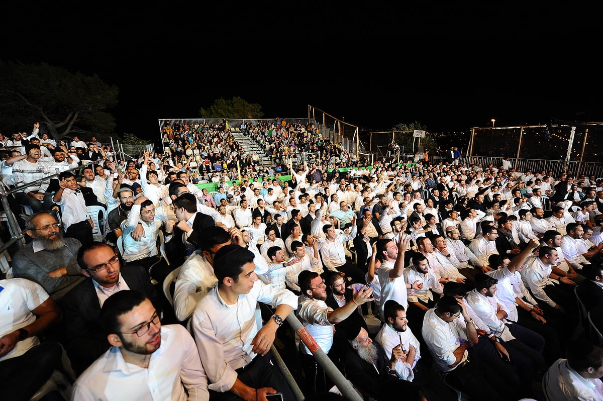 גדולי הזמר המזרחי הופיעו בהר הזיתים | צפו