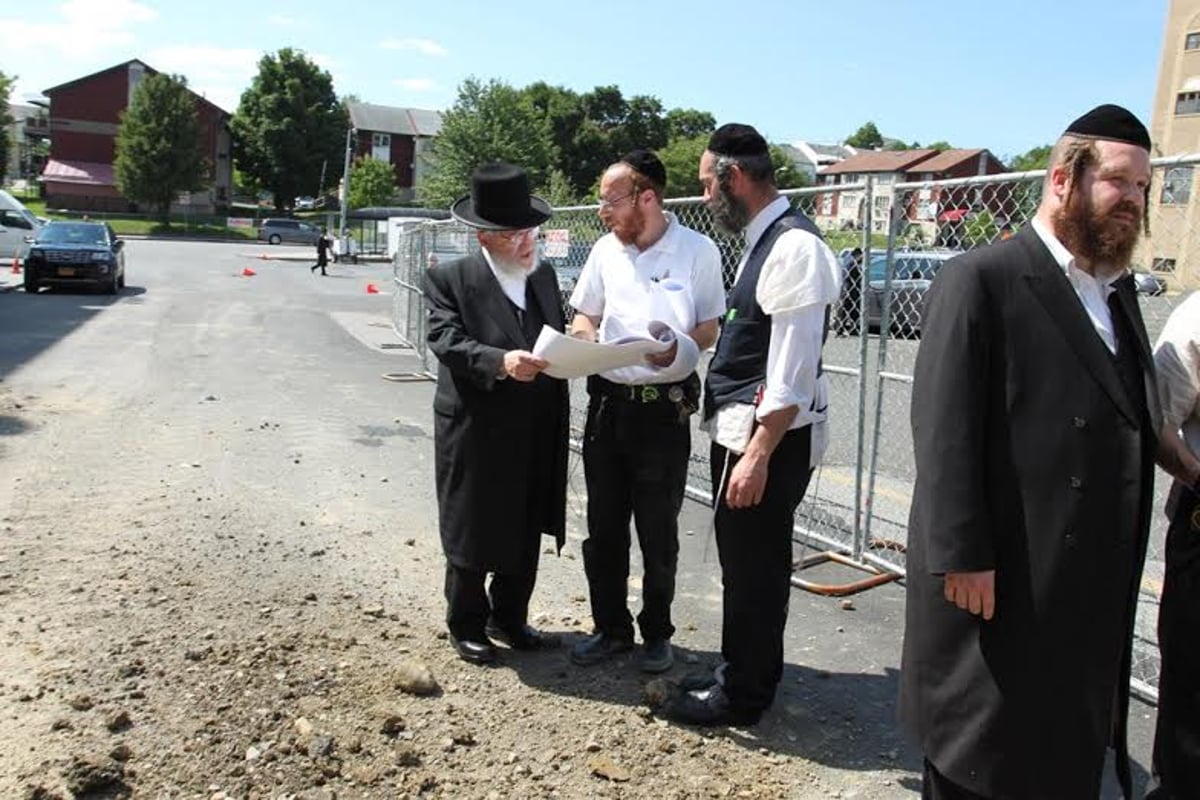 צוואת הנגיד שטבע: סאטמר מרחיבה את בית המדרש