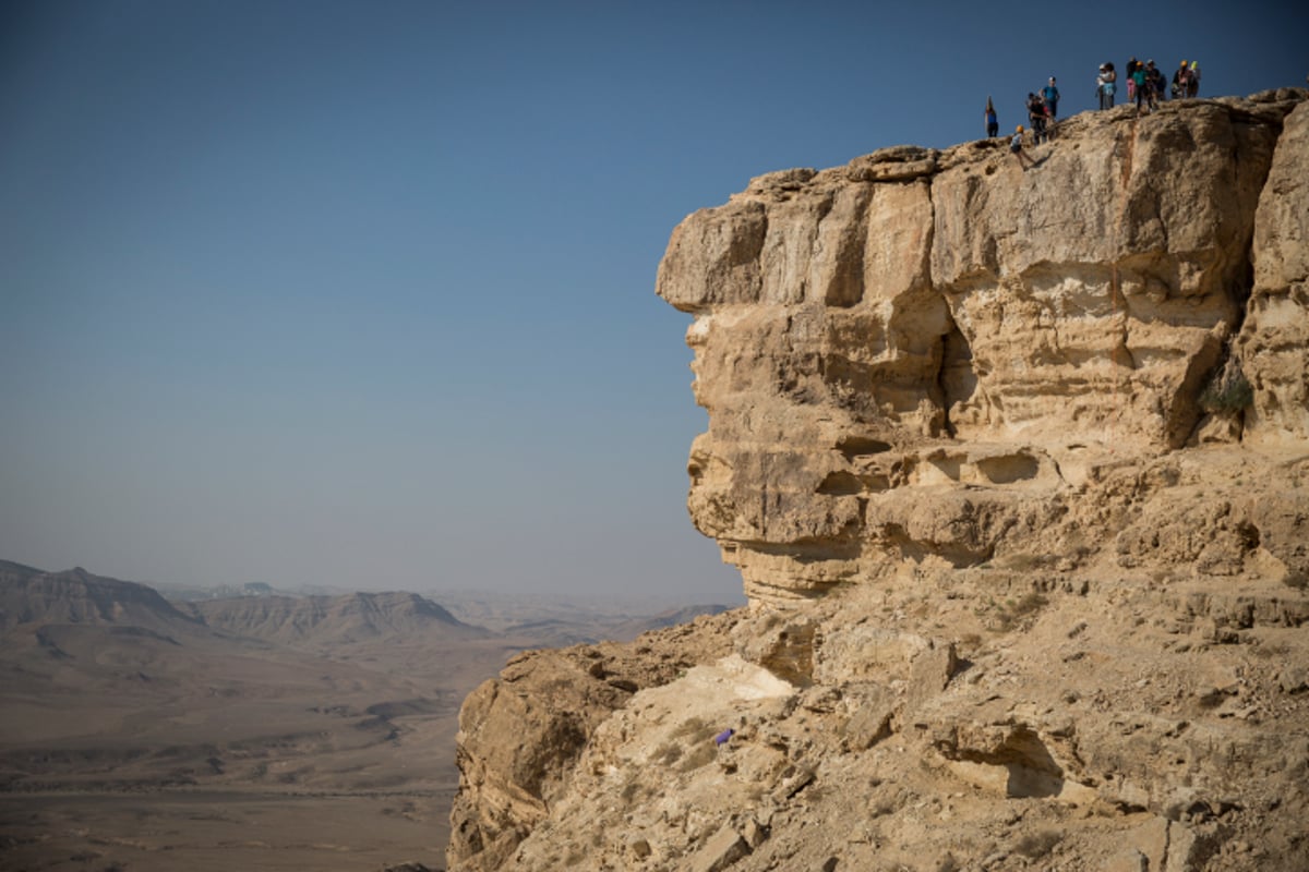 מדבר יהודה דרך עדשת המצלמה • צפו