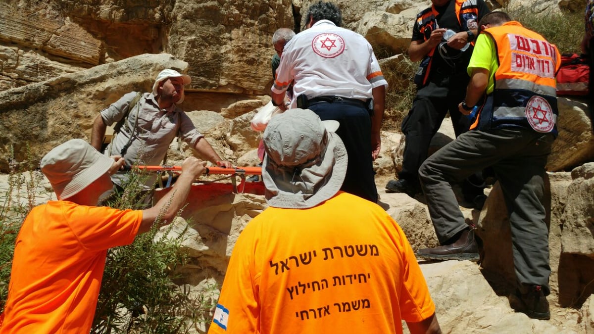 צעירה חרדית נפצעה וחולצה מואדי קלט | תיעוד