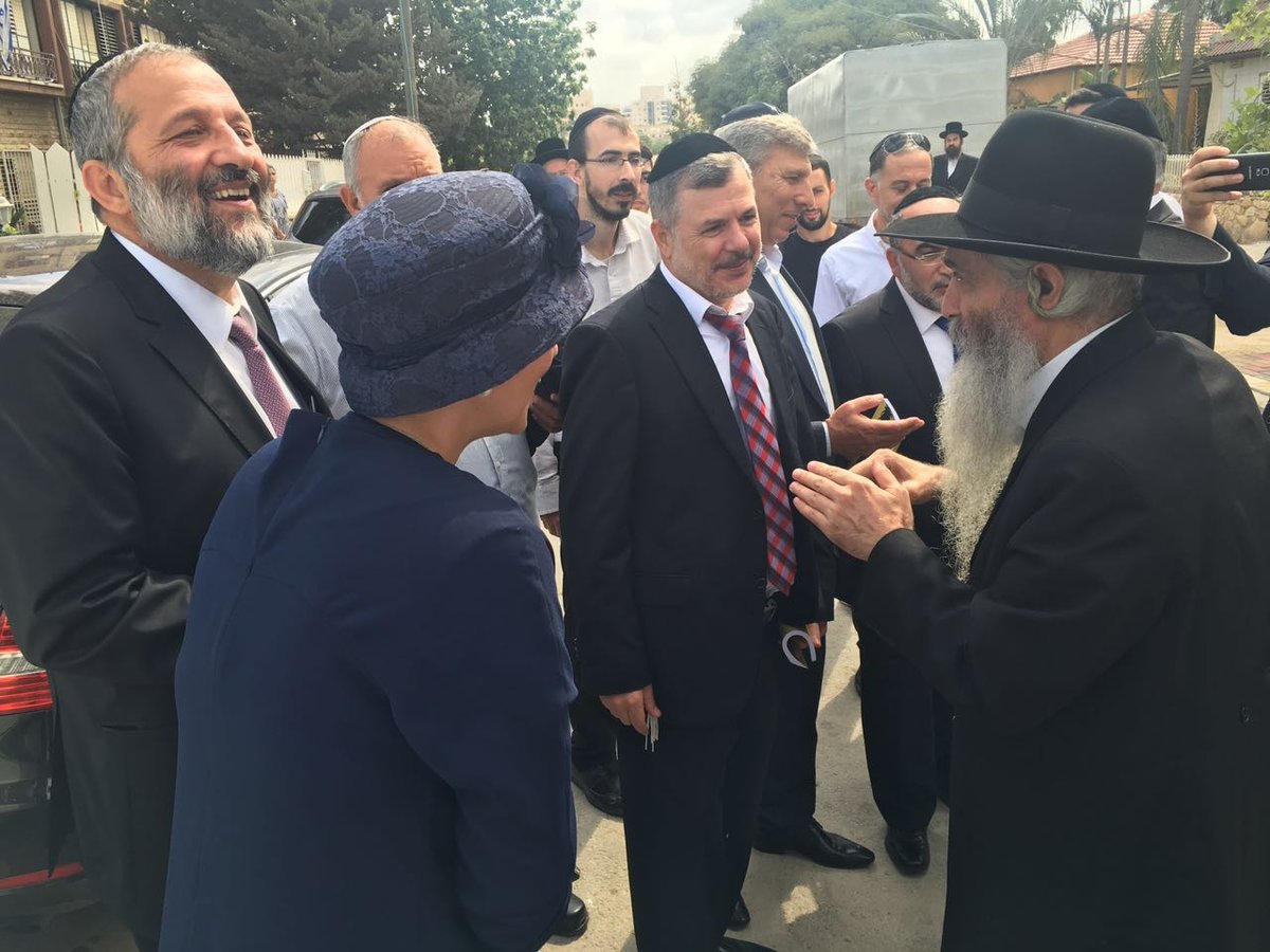 צפו: בר מצווה לנכדו הגדול של האדמו"ר רבי דוד אבוחצירא