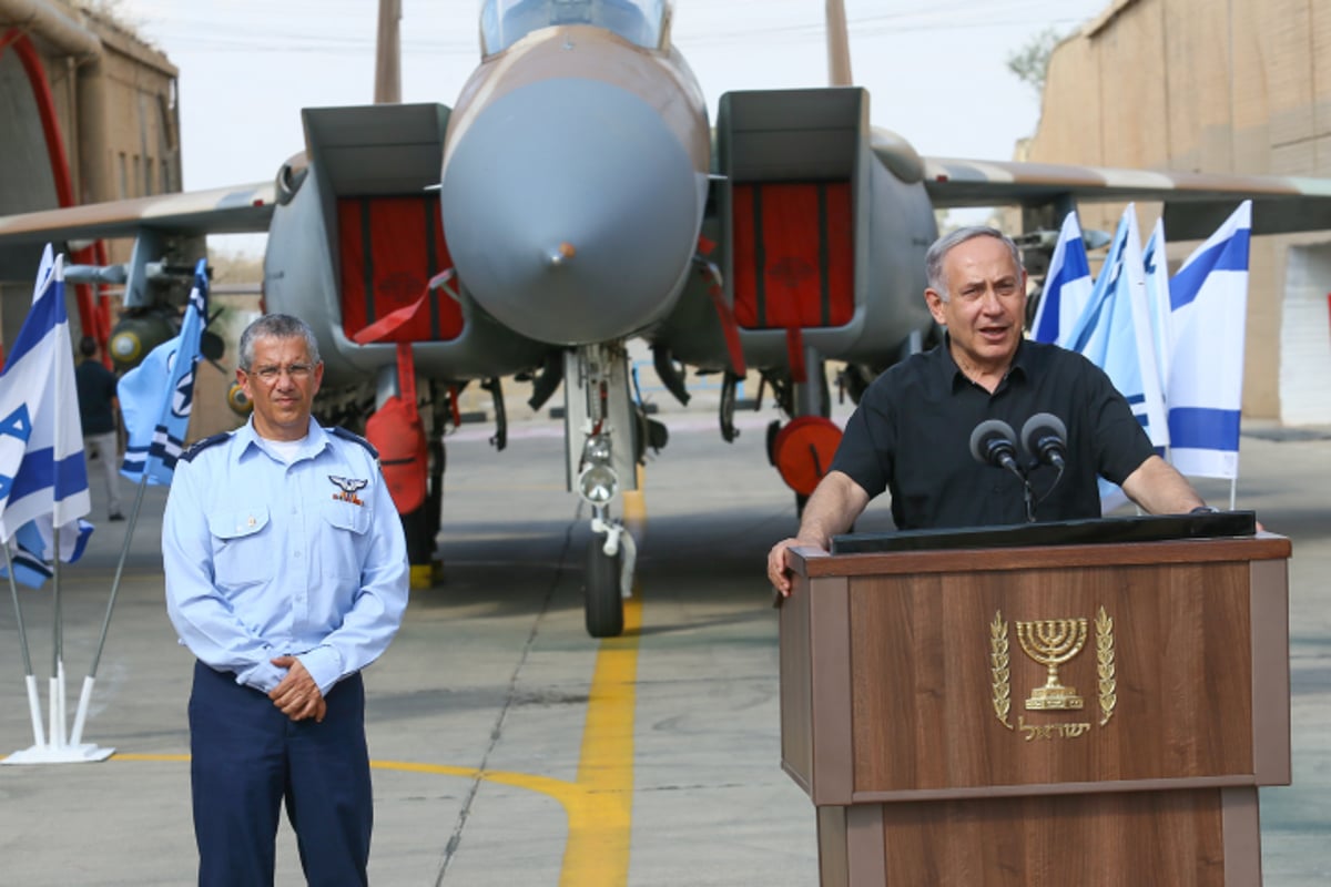 נתניהו ביקר בבסיס חיל האוויר: "אין טוב יותר" | צפו