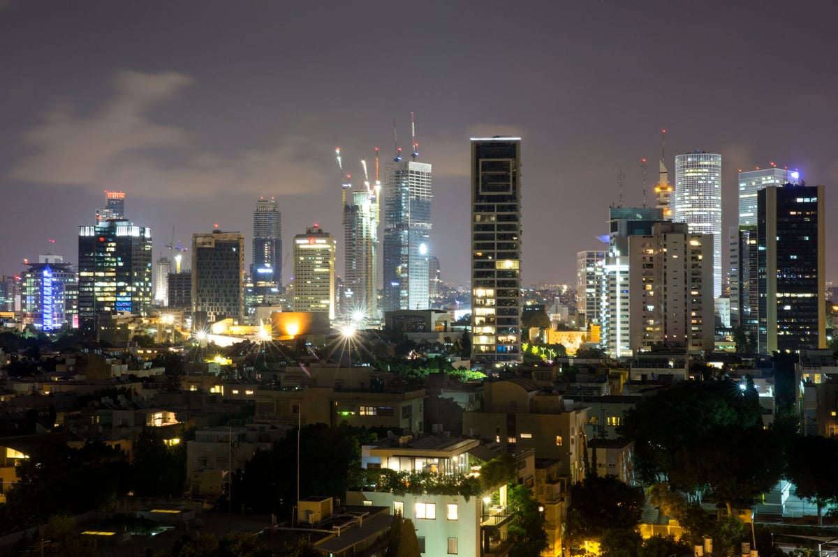 צפו בתמונות: העיר תל אביב, בלילה