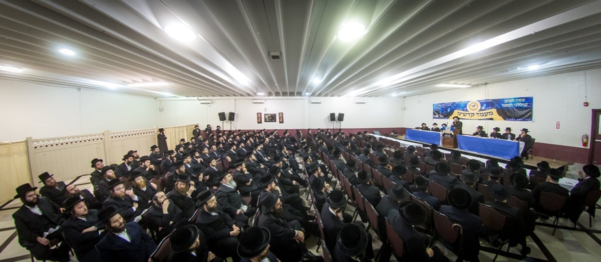 "מעמד קדשינו" של צאנז קלויזנבורג . צפו