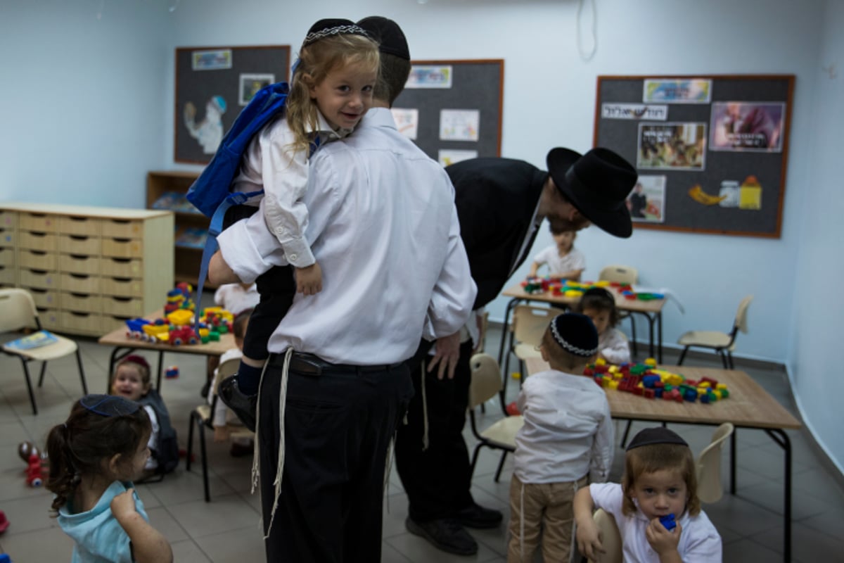 גלריה: פתיחת השנה בחיידר חב"ד בביתר