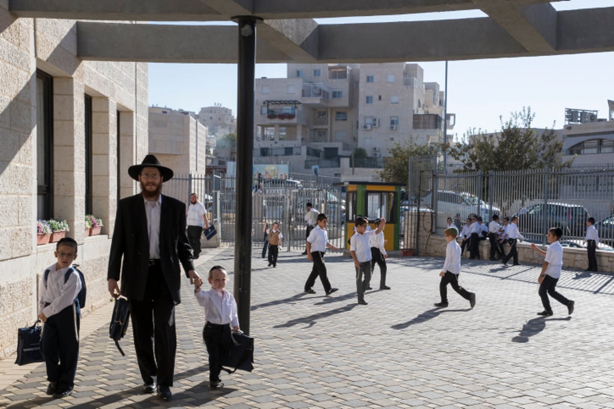 גלריה: פתיחת השנה בחיידר חב"ד בביתר