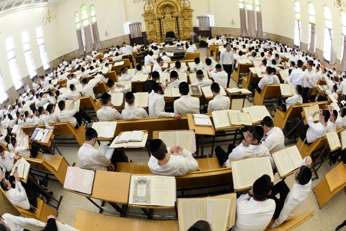 כל מה שחדש: כך החל 'זמן אלול' בפוניבז' | צפו בפתיחת הזמן