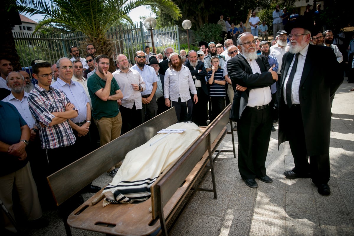 מסע הלווית הרב שאר ישוב הכהן זצ"ל | צפו