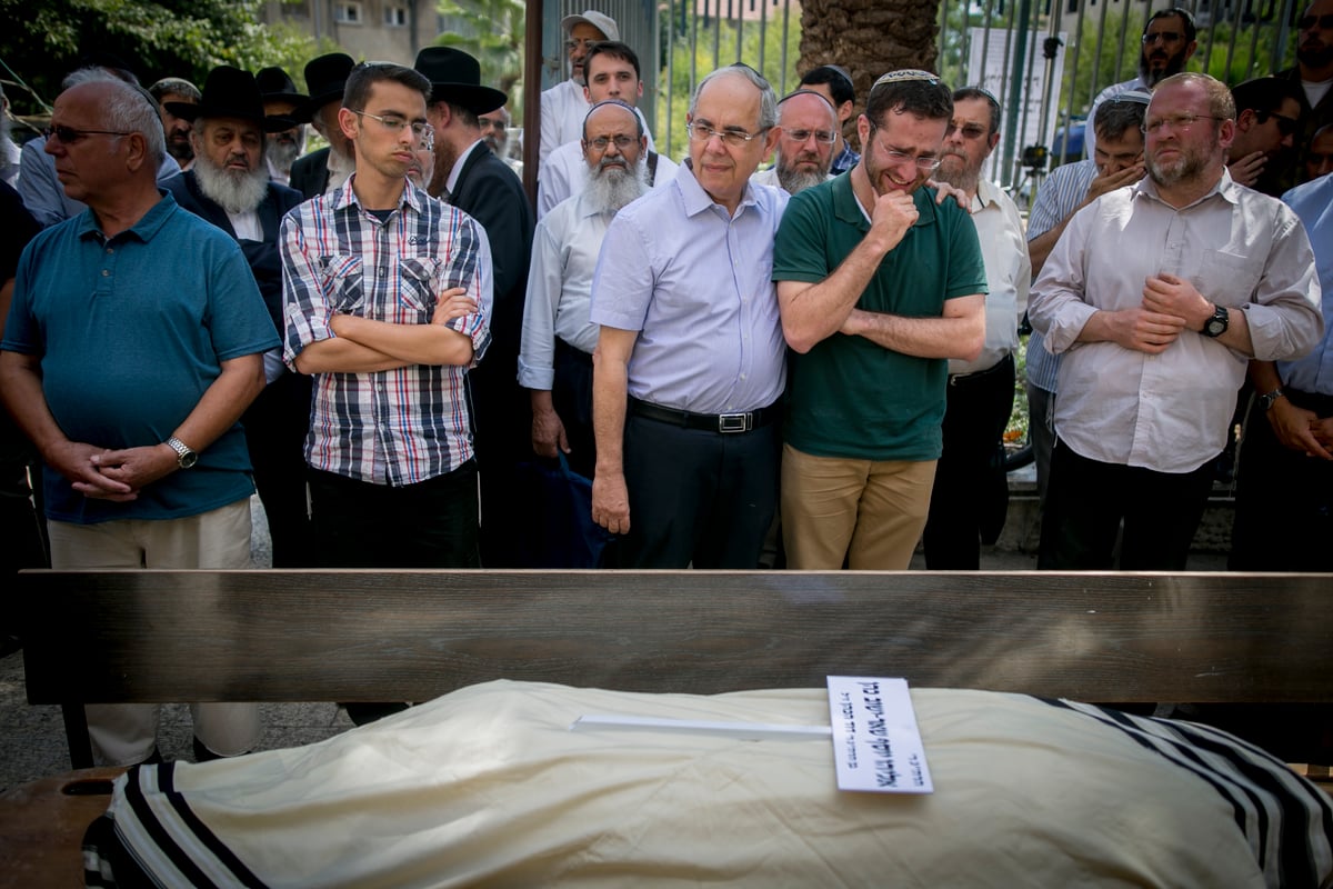 מסע הלווית הרב שאר ישוב הכהן זצ"ל | צפו