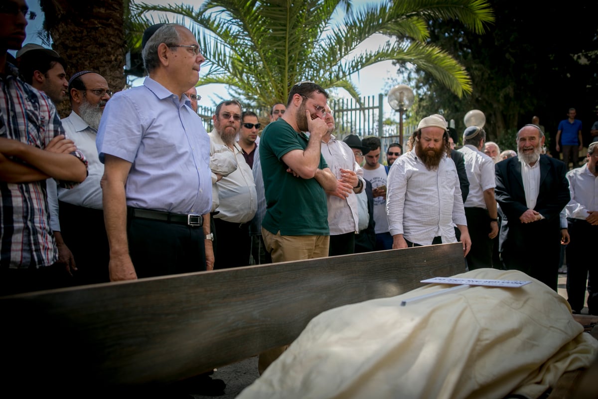 מסע הלווית הרב שאר ישוב הכהן זצ"ל | צפו