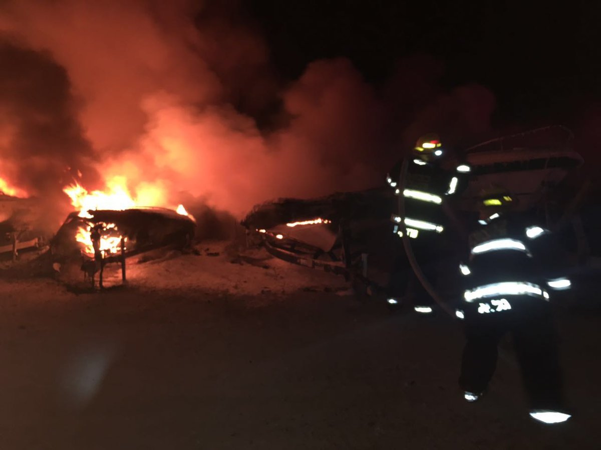 שריפה בכינרת: עשרות סירות עלו באש