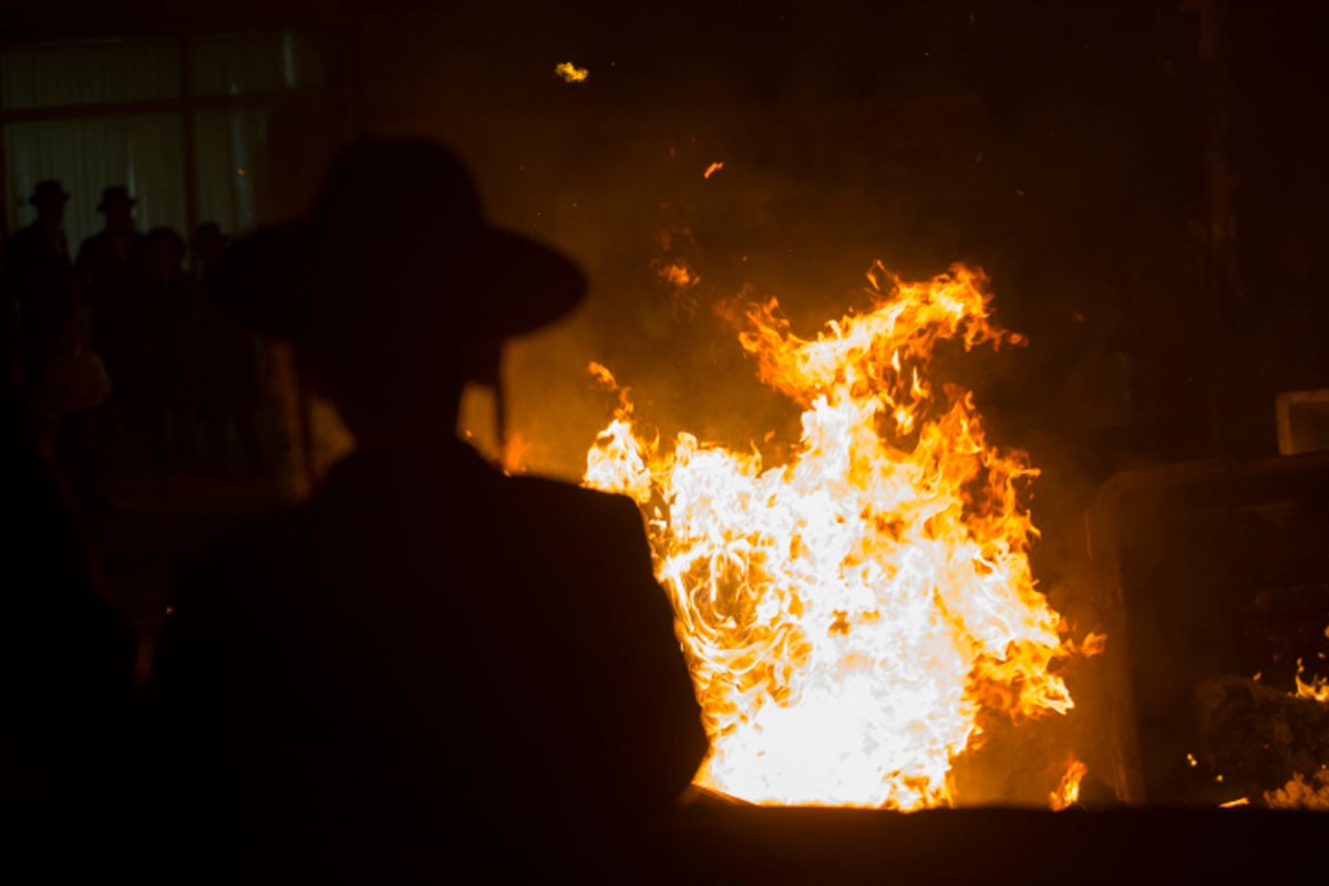 תיעוד: עשרות הפגינו נגד מעצר תוקף הרב הבלין