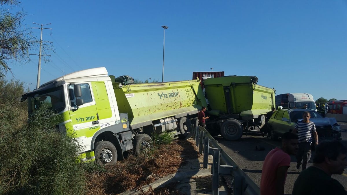 תאונה קטלנית בכביש 4: נהג משאית נהרג