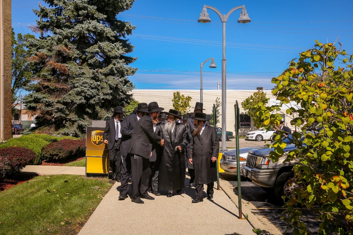 בתוך שמונה שעות נאספו מיליון דולר. צפו